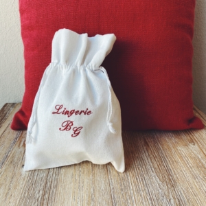 SACCHETTINO PORTA LINGERIE ROSSO - NATALE