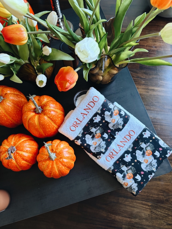 COPPIA ASCIUGAMANI 420gr CON BALZA - HALLOWEEN EDITION