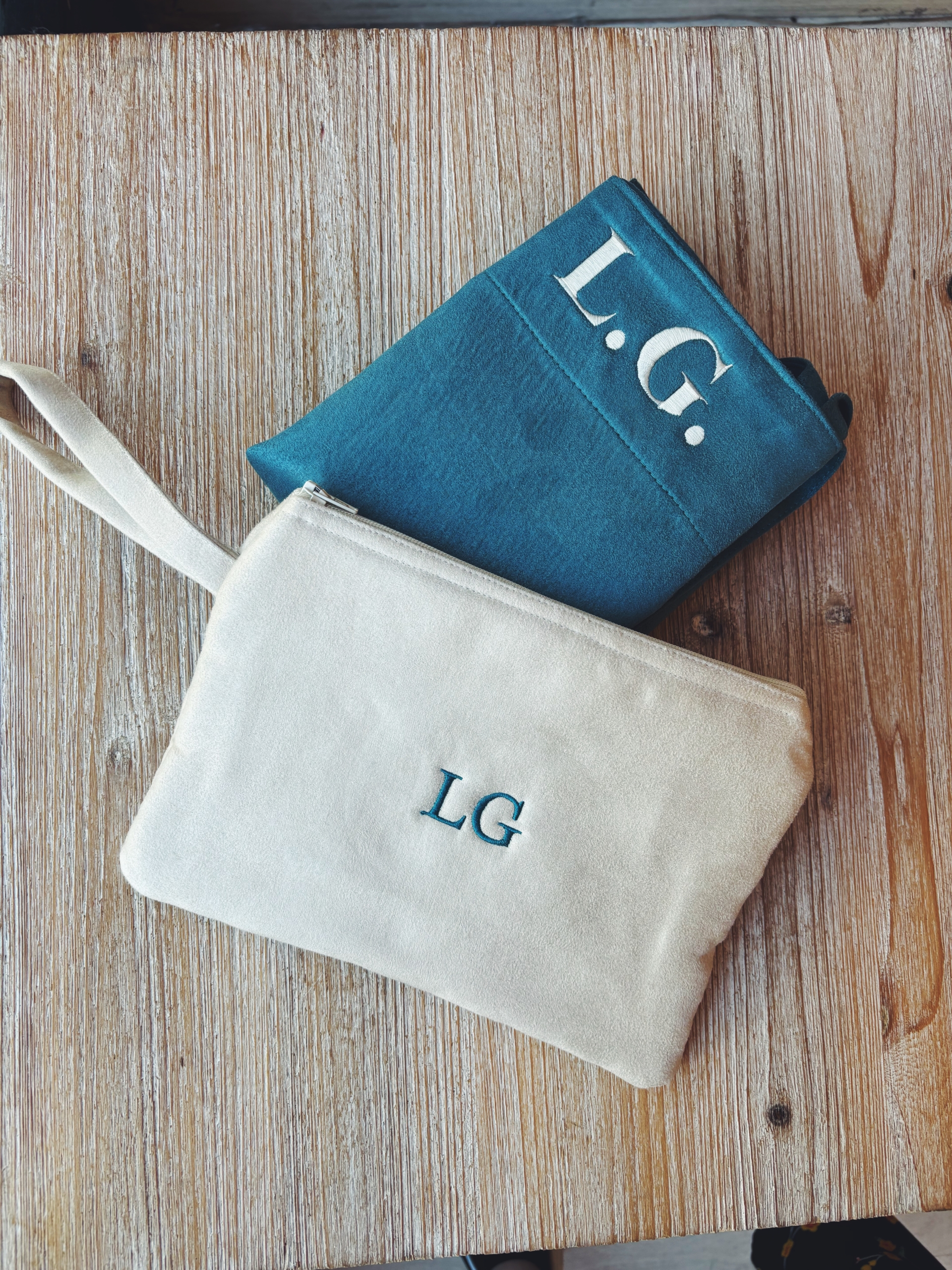 HAND BAG IN CAMOSCIO