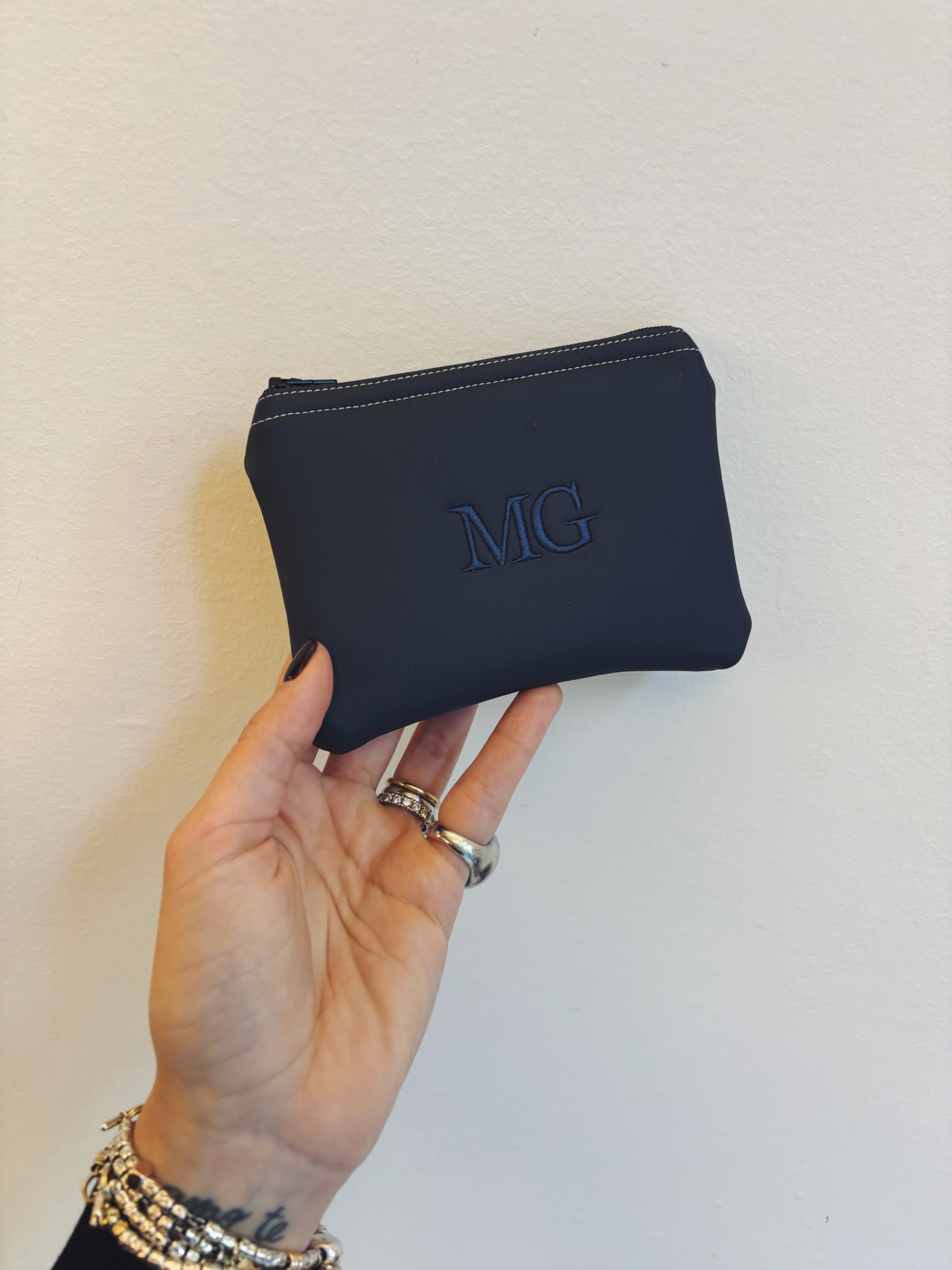 PORTAFOGLIO IN PELLE