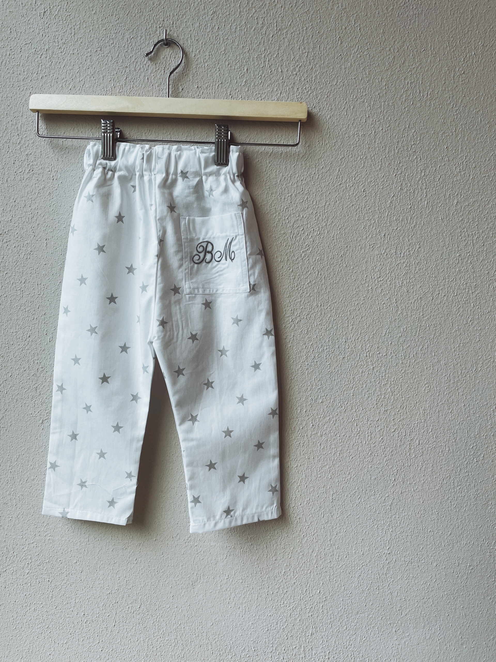 PANTALONE IN COTONE FANTASIA CON TASCA RICAMATA
